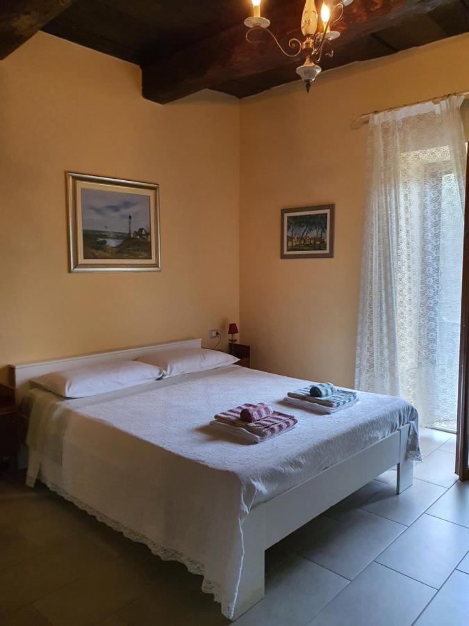Bed and Breakfast Il Casolare Del Medio Olona Fagnano Olona Екстер'єр фото