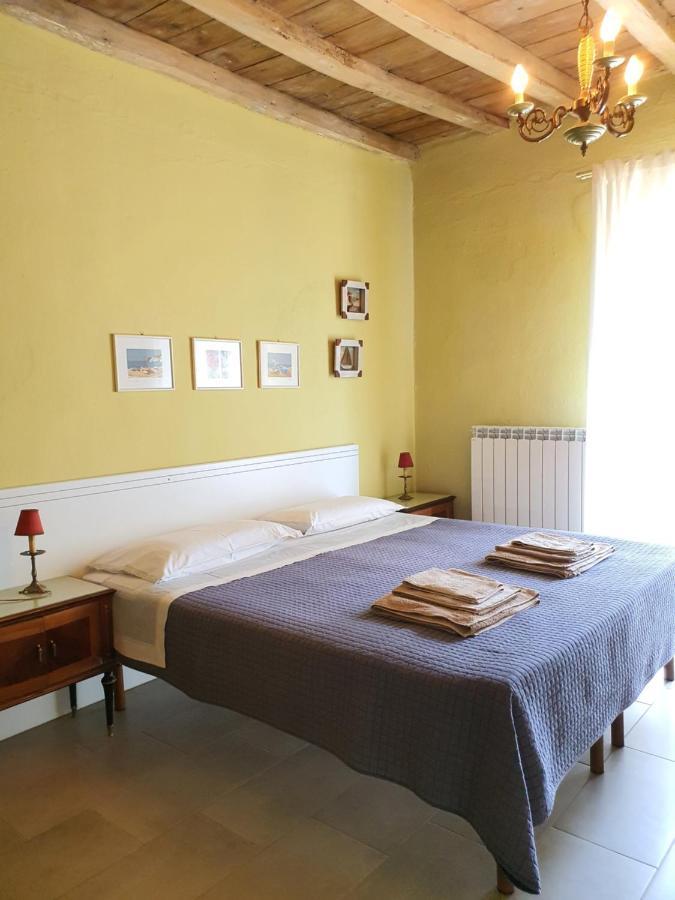 Bed and Breakfast Il Casolare Del Medio Olona Fagnano Olona Екстер'єр фото
