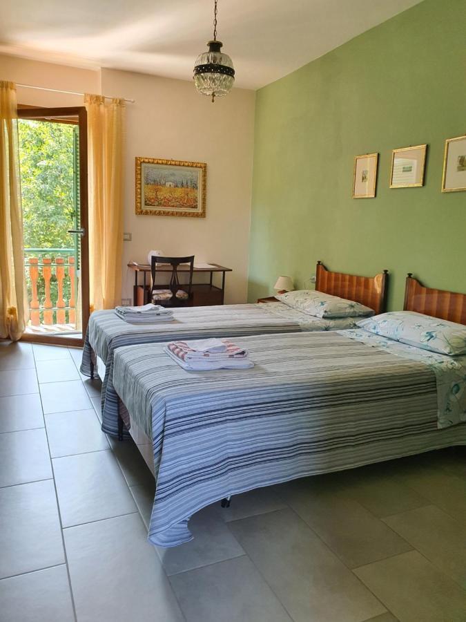 Bed and Breakfast Il Casolare Del Medio Olona Fagnano Olona Екстер'єр фото