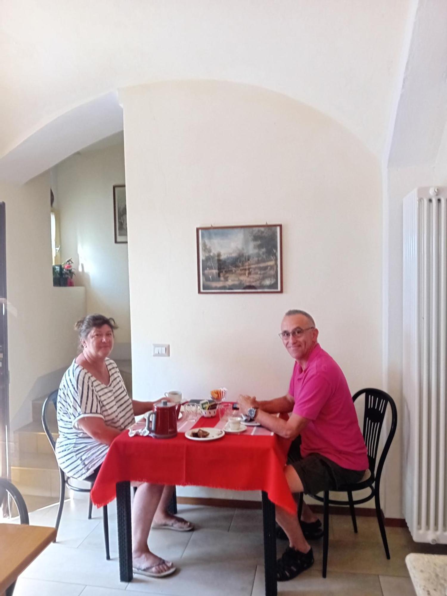Bed and Breakfast Il Casolare Del Medio Olona Fagnano Olona Екстер'єр фото